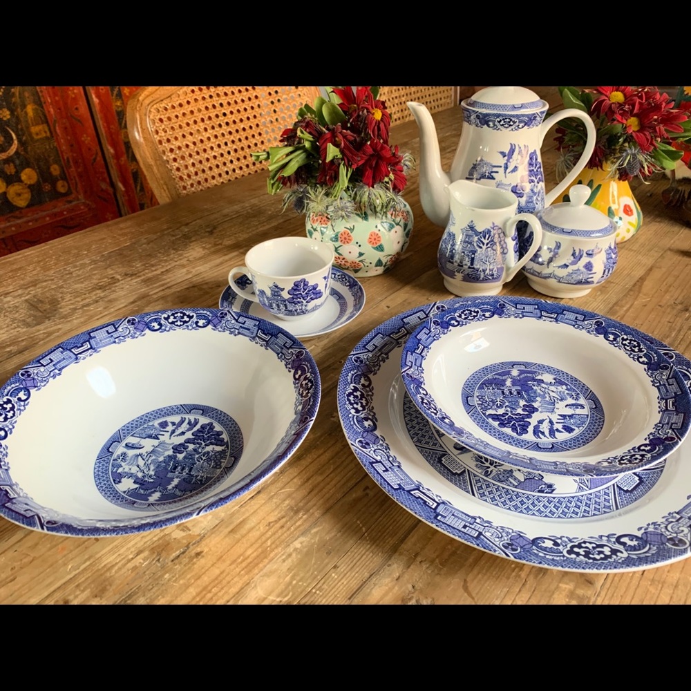 Royal cuthbertson China set